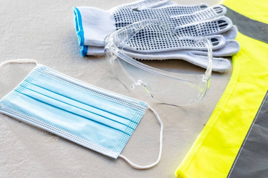 Protective clothing and eye protection